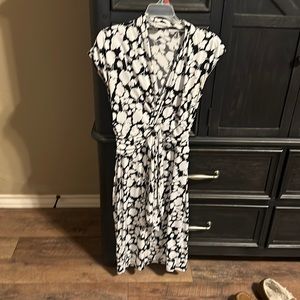 Beautiful Navy and White MIDI Dress